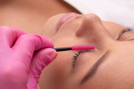 Lash Lift & Tint vs. Extensions: Which Is Right for You?